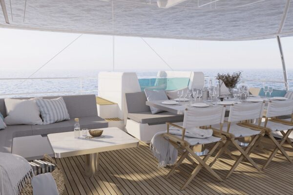 Luxury Yacht Ohana Jacuzzi